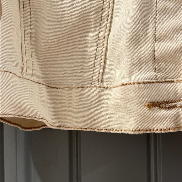 American Eagle Outfitters Light Tan Denim Jacket - Picture 8 of 12